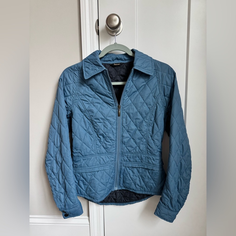 Barbour women’s quilted jacket blue | classic lightweight coat